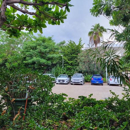 Beachfront Getaway Condo Канкун Екстер'єр фото